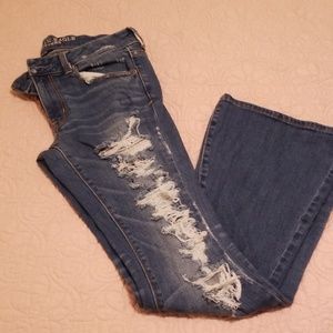 AMERICAN EAGLE JEANS